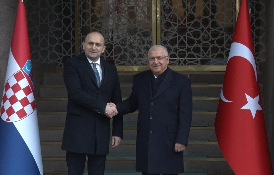 Bakan Güler, Hırvat mevkidaşı Anusiç ile görüştü Bakan Güler, Hırvat mevkidaşı Anusiç ile görüştü
