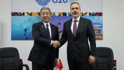 Bakan Fidan, Japon mevkidaşı Iwaya ile görüştü