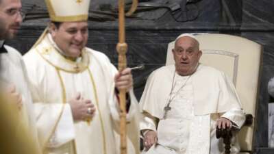 Vatikan, Papa Francis’in sağlık durumunun kötüleştiğini açıkladı