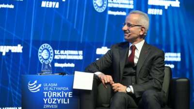 Ulaştırma ve Altyapı Bakanı Abdulkadir Uraloğlu: “İstanbul’un bin 4 kilometrelik metro hattına ihtiyacı var”