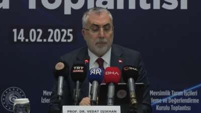 Bakan Işıkhan: Vesayet odaklarının siyaseti dizayn ettiği dönemler tarih olmuştur