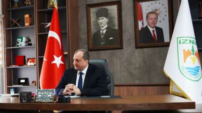 Başkan Usta: Ramazan ayını müjdeleyen Berat Kandili mübarek olsun