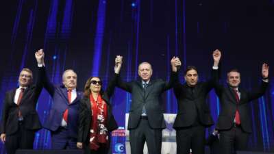 AK Parti’ye 3 milletvekili katıldı