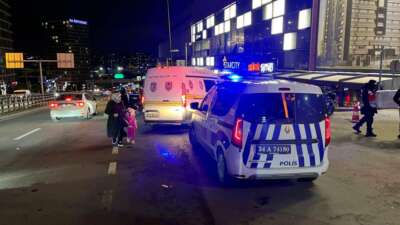 İstanbul’da AVM önünde silahlı saldırı: 1 yaralı