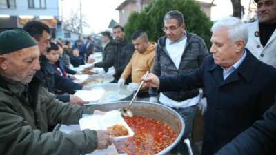 Bursa’da Ramazan coşkusu… Büyükşehir’in iftar çadırı noktaları belli oldu!