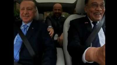 Erdoğan ile İbrahim’den Togg içerisinde gülümseten diyaloglar
