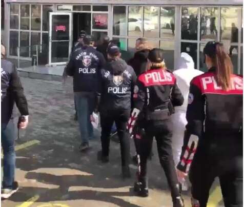 Masaj salonlarında fuhşa zorlanan 13 mağdur kadın kurtarıldı