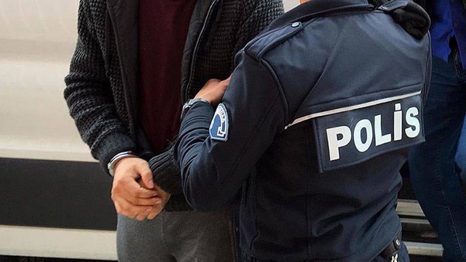 FETÖ’nün KPSS çalışma evlerine yönelik soruşturmada 6 kişi hakkında gözaltı kararı FETÖ’nün KPSS çalışma evlerine yönelik soruşturmada 6 kişi hakkında gözaltı kararı