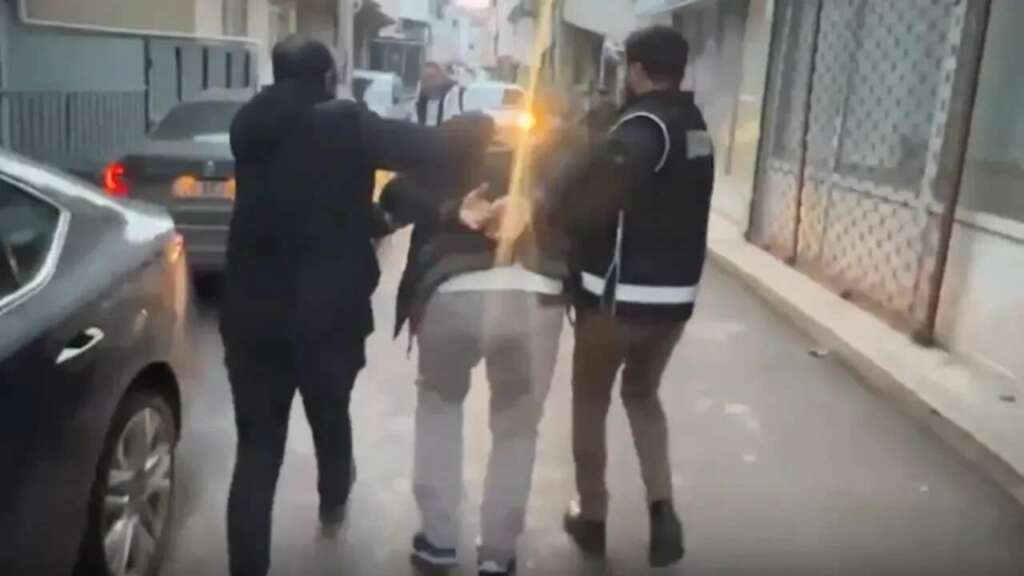 Bakan Yerlikaya duyurdu! 8 ayrı suç örgütü çökertildi Bakan Yerlikaya duyurdu! 8 ayrı suç örgütü çökertildi