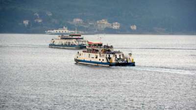 Çanakkale’de feribottan denize düşen yolcu kurtarıldı