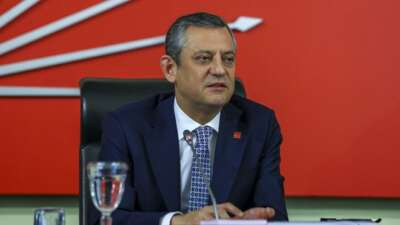 Özgür Özel’den “Ayağını denk al” diyen Erdoğan’a yanıt