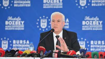 Bozbey’den Bursa’ya deprem uyarısı: 122 bin riskli bina bulunuyor!