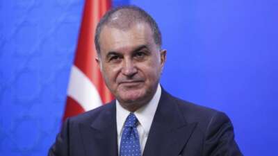 Çelik’ten Özel’e tepki: “Darbecilik ithamı dayanaksız”