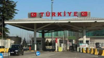 Türkiye-Bulgaristan sınırında yeni dönem: Ücret ödemeyen geçemeyecek!
