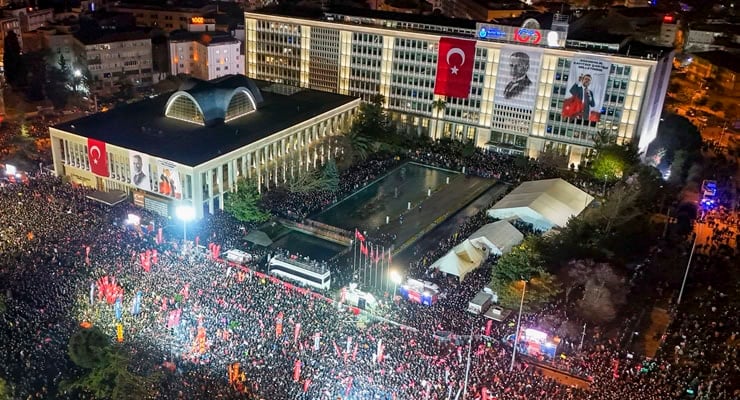 İstanbul’daki izinsiz gösterilere ilişkin 198 kişi tutuklandı