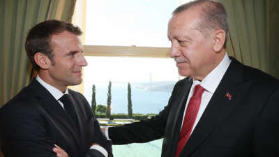 Erdoğan, Macron ile görüştü