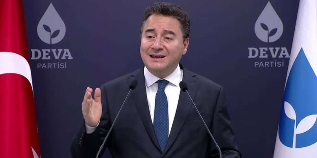 ‘Rejim değişikliği’ diyerek açıkladı: Buradayız derler