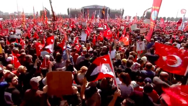 CHP’den Maltepe’de Ekrem İmamoğlu mitingi | Özel: Biz artık korkuyu evde bıraktık