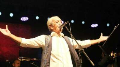 Edip Akbayram hayatını kaybetti