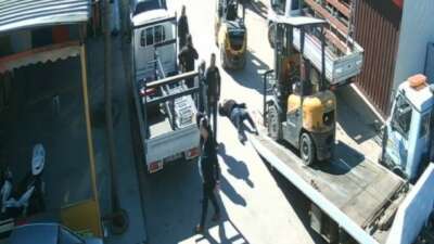 Forklift kazasında 1 kişi feci şekilde hayatını kaybetti: O anlar kamerada