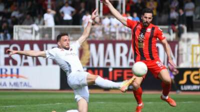 TFF 2. Lig: İnegölspor: 1 – GMG Kastamonuspor: 1