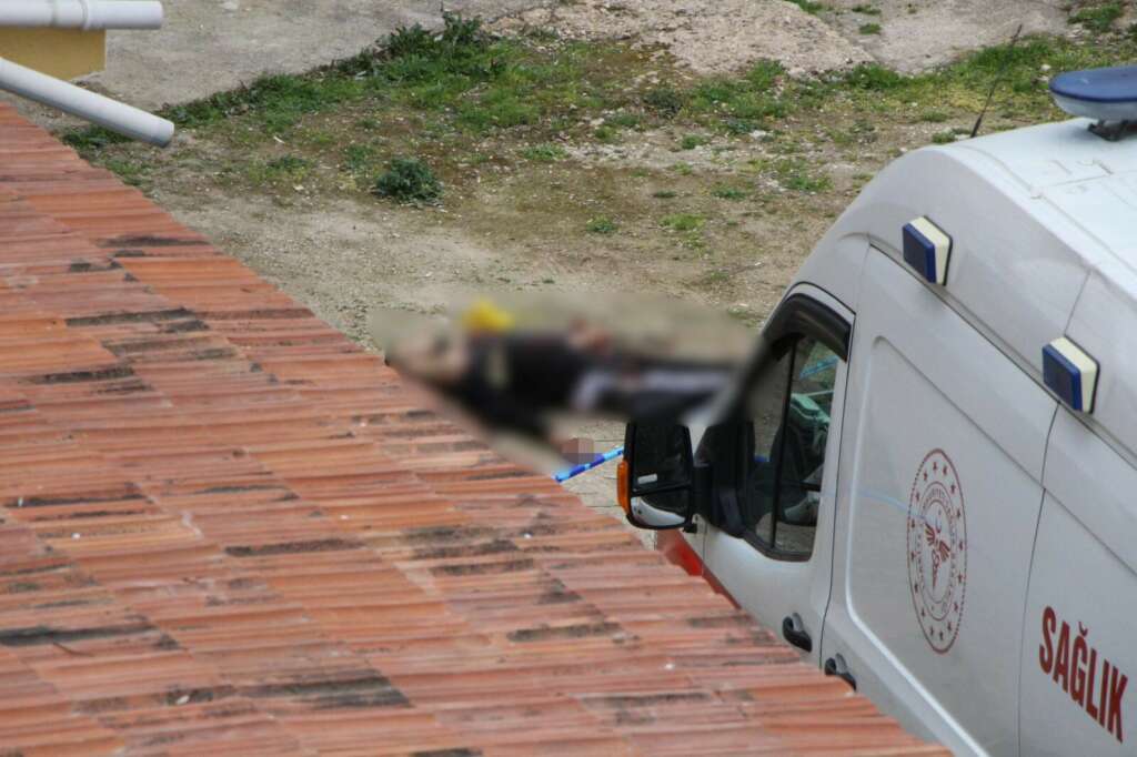 Sokak ortasında dehşet! Evinin önünde öldürüldü