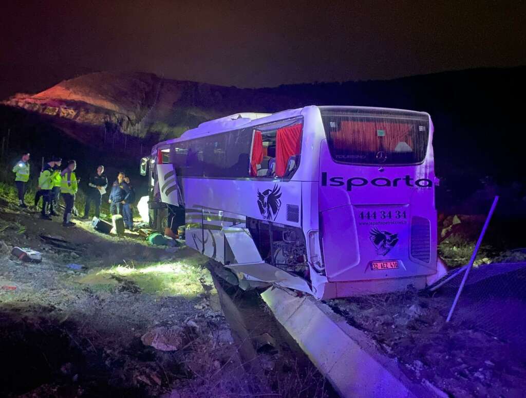 Aydın’da otobüs kazası: 1 ölü, 32 yaralı