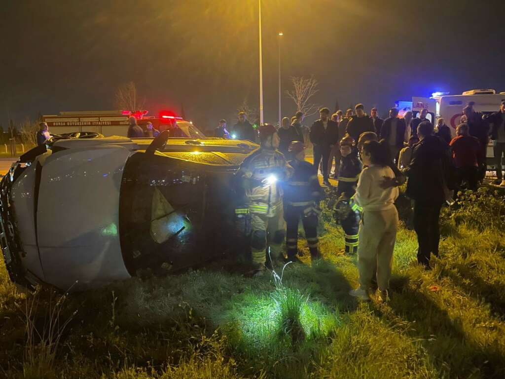 Bursa’da otomobil takla attı: 2 yaralı