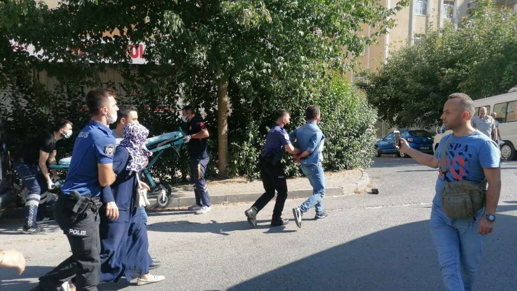 Komşuları olan baba ve kızını öldüren anne ile oğluna toplam 85 yıl hapis