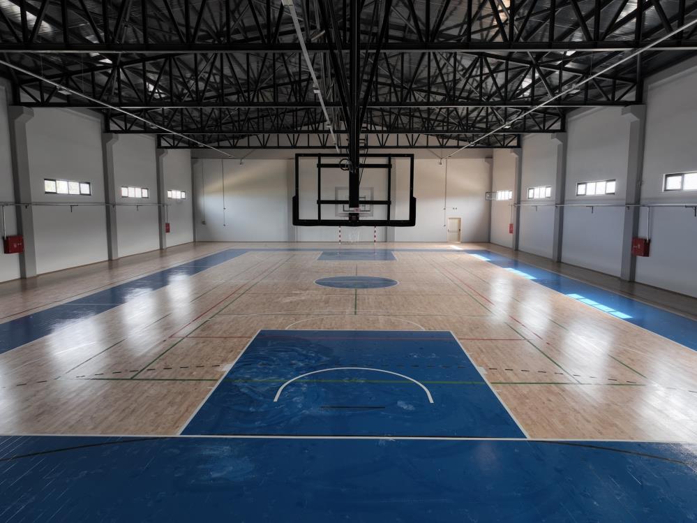 Gemlik Spor Salonu açılış için gün sayıyor