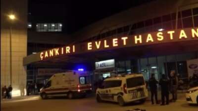 Husumetli grup arasında sokak ortasında silahlı kavga: 4 yaralı
