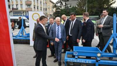 Bursa Büyükşehir’den üreticiye ekipman desteği