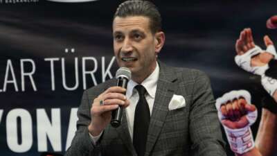 Suat Hekimoğlu: “IBA istediğine madalya veriyor”