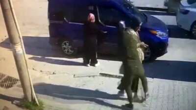 Genç kız, sokak ortasında kaçırıldı