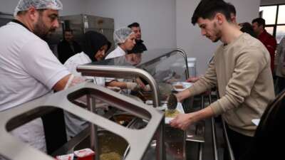 Nilüfer’de iftar sofraları dayanışmayı artırıyor