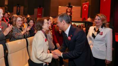 CHP lideri Özel’den Kadınlar Günü mesajı