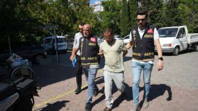 Trompet sanatçısına 48 bıçak darbesi