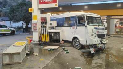 Akaryakıt istasyonunu savaş alanına çeviren minibüs şoförü tutuklandı