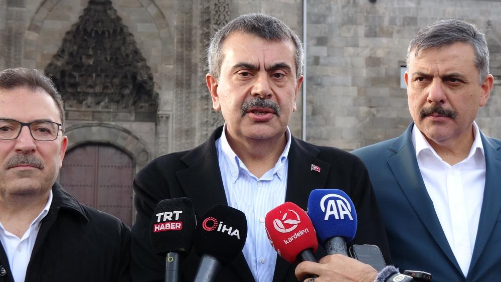 Bakan Tekin’den Ramazan Bayramı mesajı