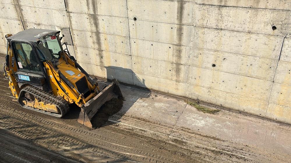 Bursa’daki derelerde temizlik çalışması başladı