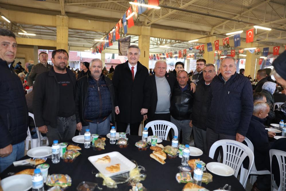 Orhaneli iftar sofrasında bir araya geldi
