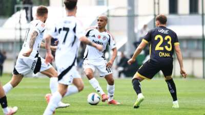 Beşiktaş, hazırlık maçında İstanbulspor’a mağlup oldu