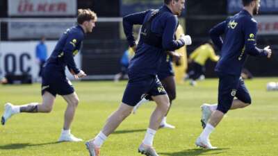 Fenerbahçe günü çalışarak geçirdi