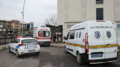 Sakarya’da hareketli dakikalar: 1 cinayet işlendi, 2 iş yeri kurşunlandı