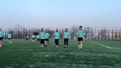 Bursa’da düdük çaldı, futbolcular iftara koştu