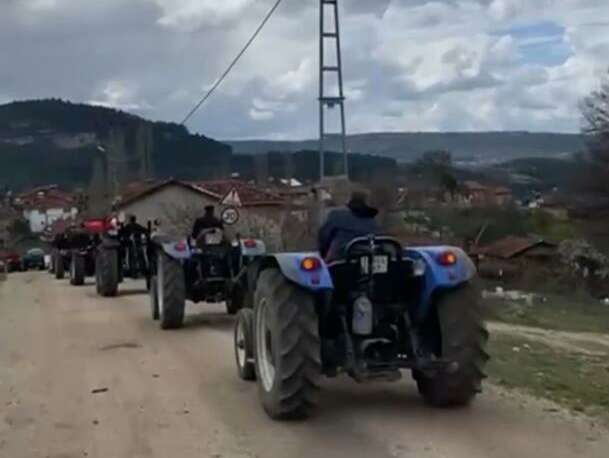 Bursa’da traktörlü bayram konvoyu