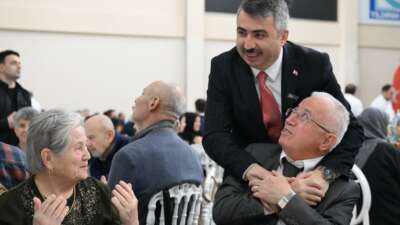Başkan Yılmaz, şehit aileleri ve gazilerle iftarda buluştu