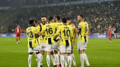 Fenerbahçe, Bodrum FK maçıyla lige dönüyor