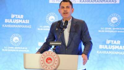 Bakan Kurum: Deprem bölgesinde yarım milyon yuvayı tamamlayacağız