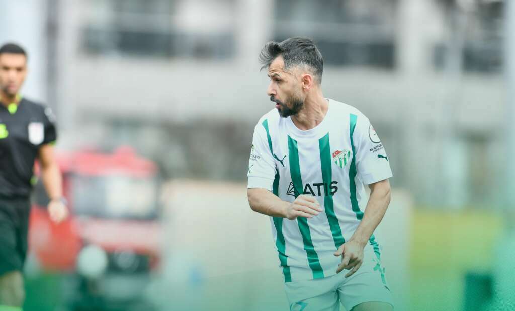 Bursaspor dolu dizgin: Şampiyonluk için kritik galibiyet!